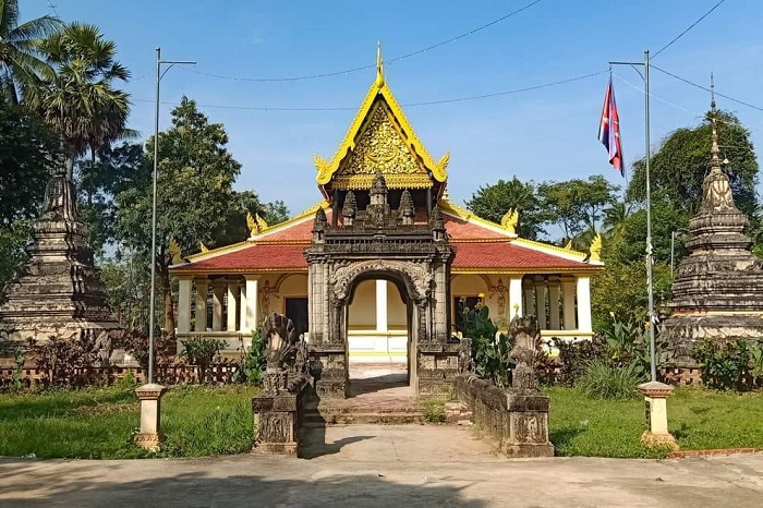 Wat Samrong Knong Battambang Cambodge voyage