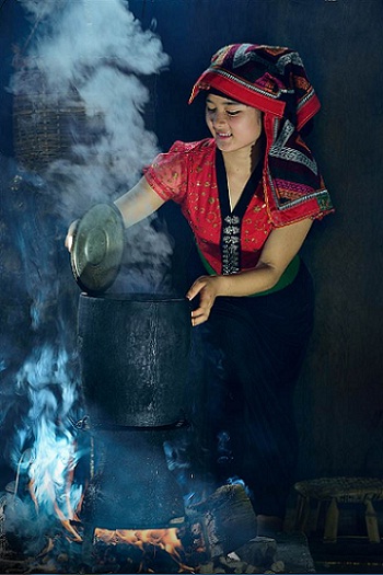 jeune-fille-ethnique-au-vietnam